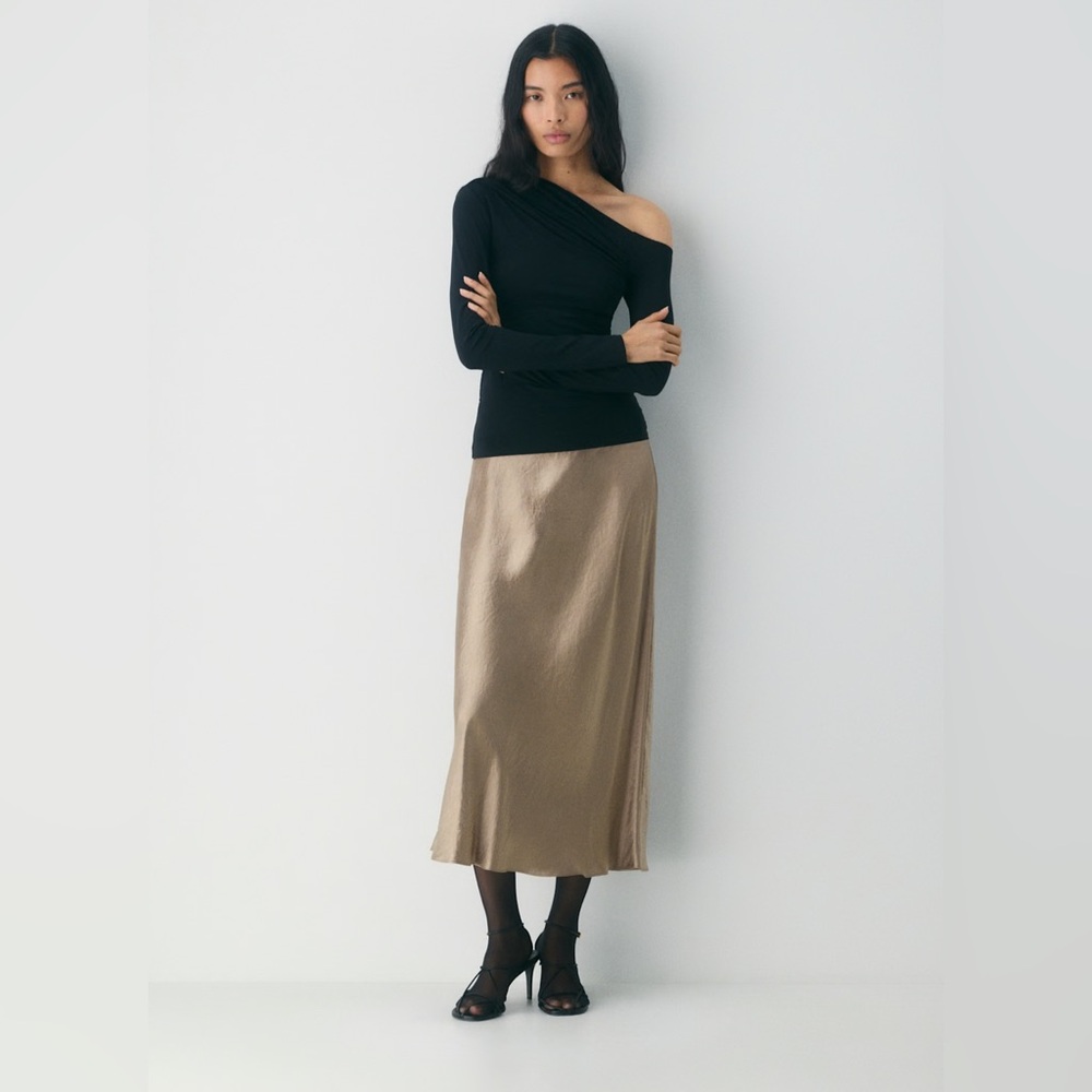 NWT Aritzia Satin Slip Skirt in Color Nomad Taupe